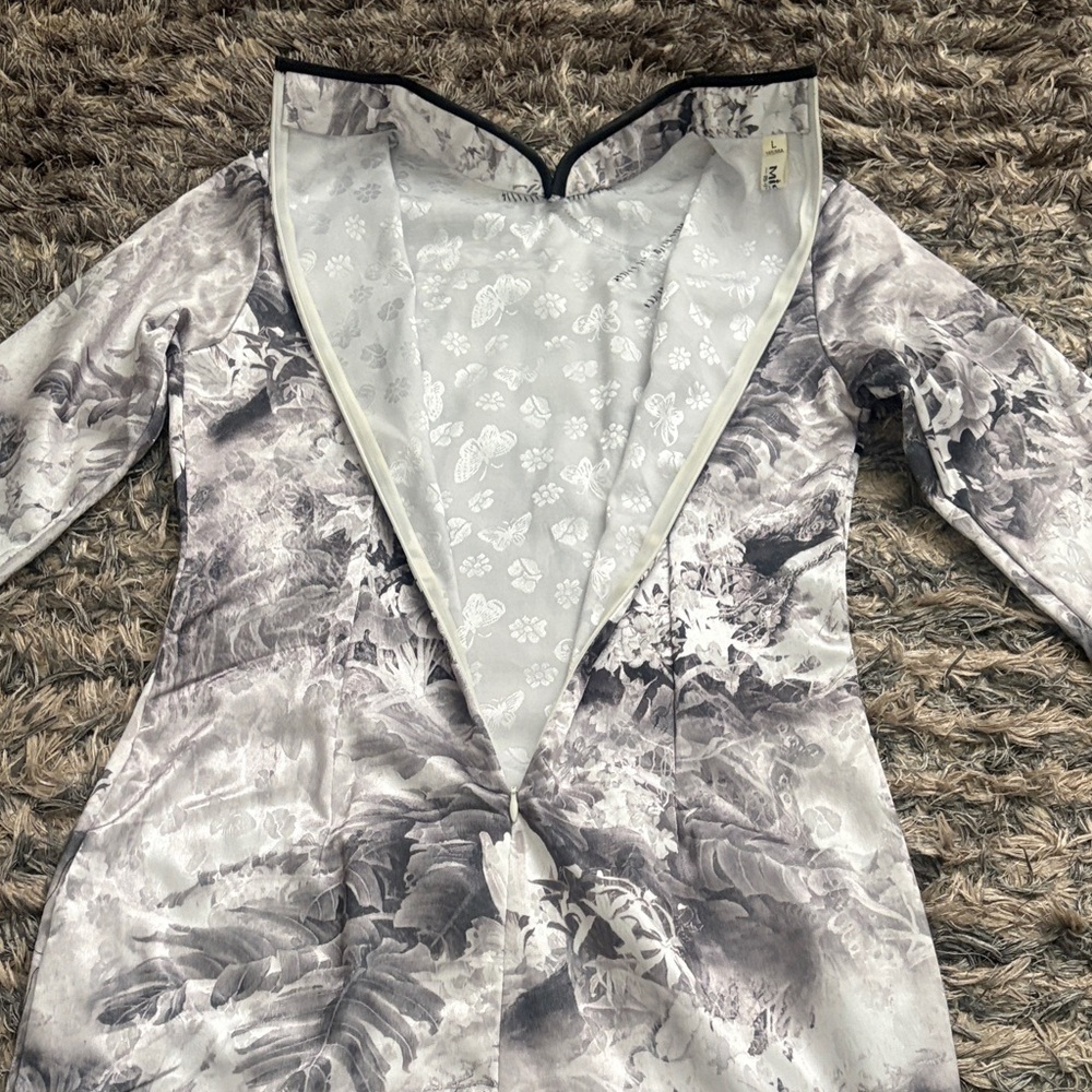 White and Black Water Painting Floral Qipao Dress, Mid-Sleeve, Fit Women’s S/M - Picture 4 of 7